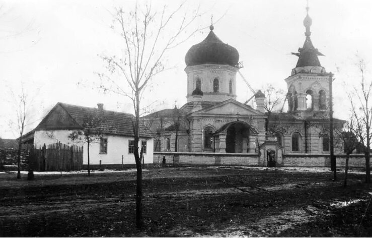 Просвіта та школи: як жив Кривий Ріг при німцях