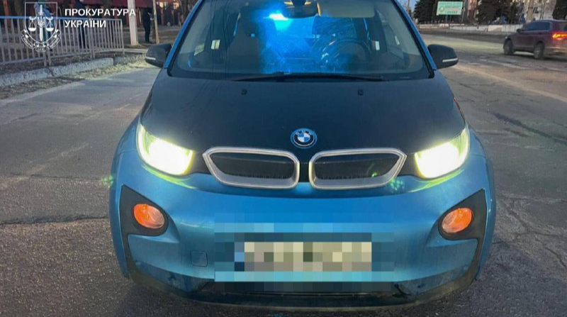Суддя на BMW збила дитину на переході у Кривому Розі, хлопець у важкому стані